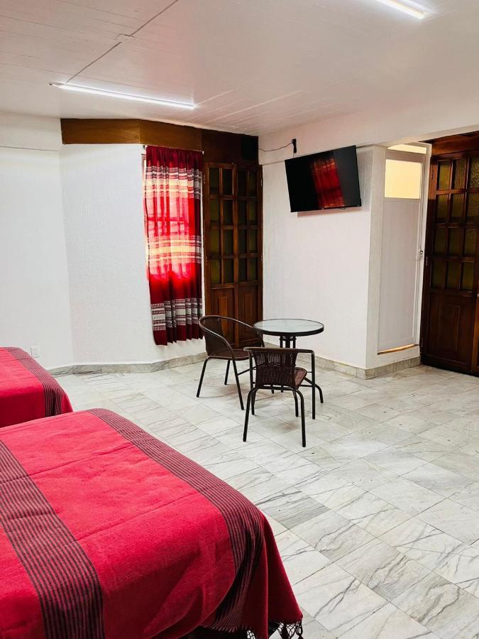 Habitaciones Leonor Oaxaca Esterno foto